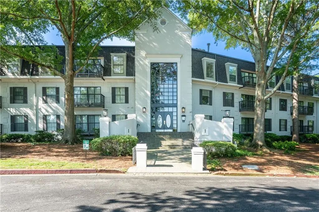 1105 Pine Heights Drive Ne, Atlanta