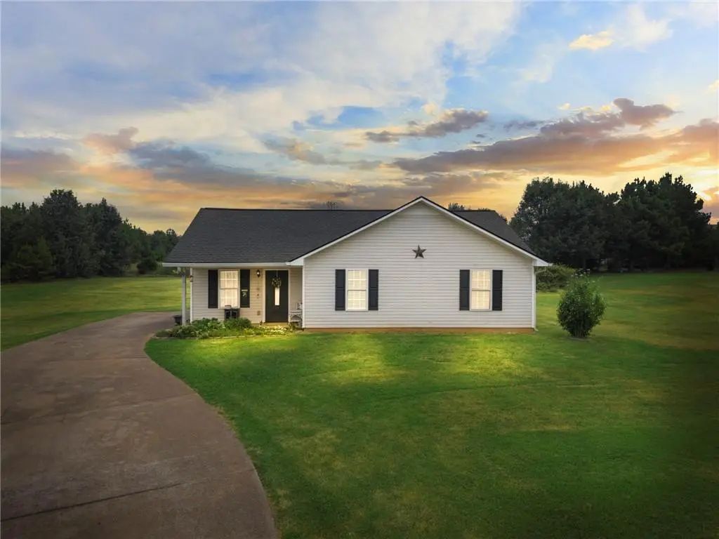 56 Stonegate Drive, Cedartown