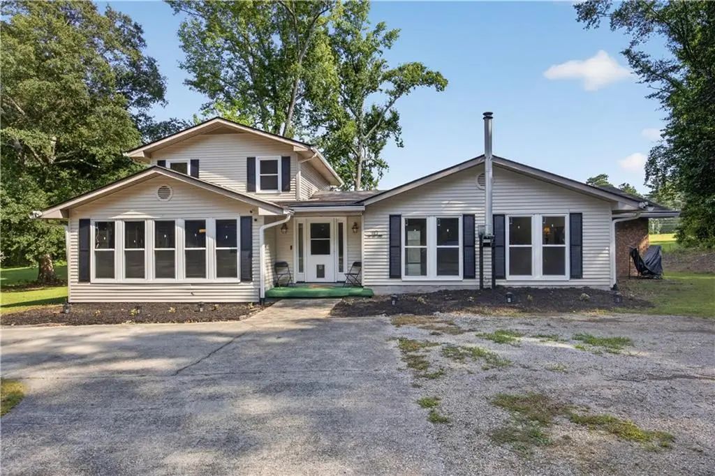 110 Jaybird Lane, Villa Rica