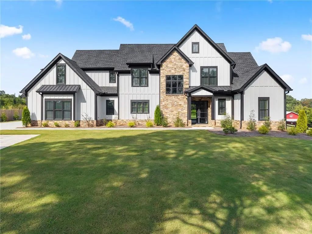 2275 Dr Bramblett Road, Cumming