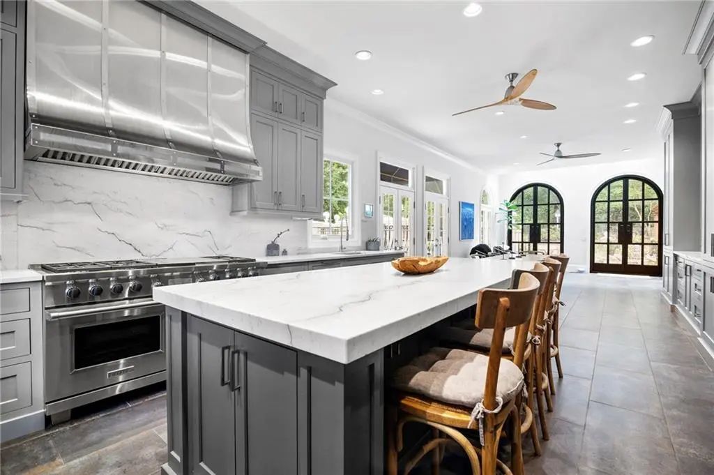 135 Lameloise Lane, Atlanta