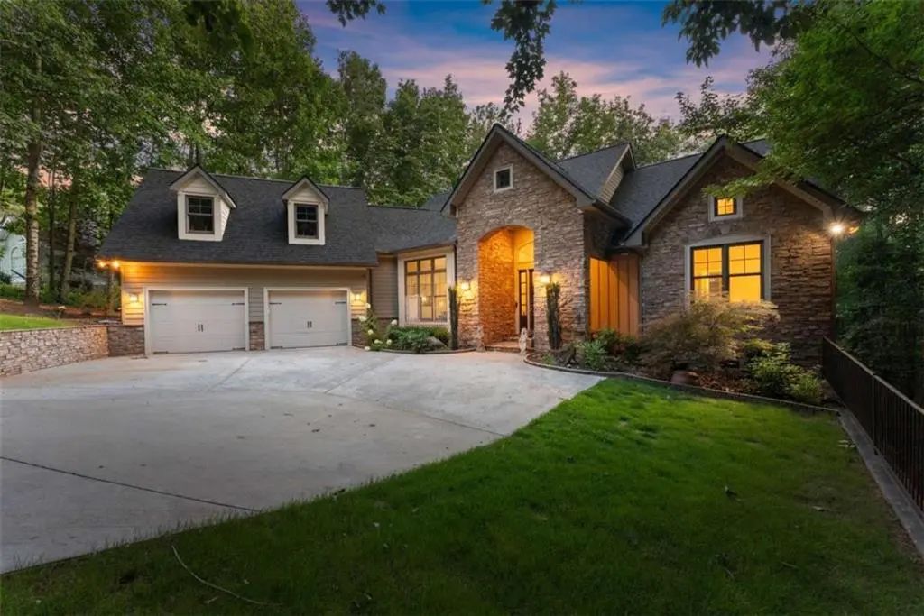 746 Plum Lane, Clarkesville