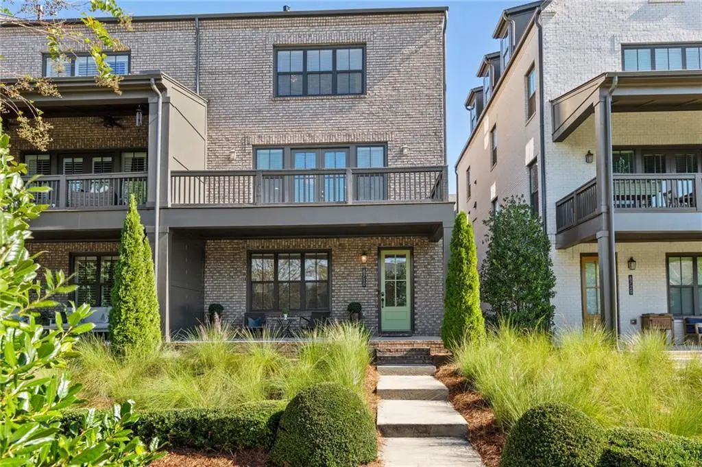 6710 Whitman Walk, Alpharetta