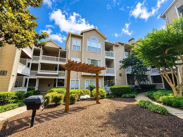Unit 1312 - 1250 Parkwood Circle Se, Atlanta