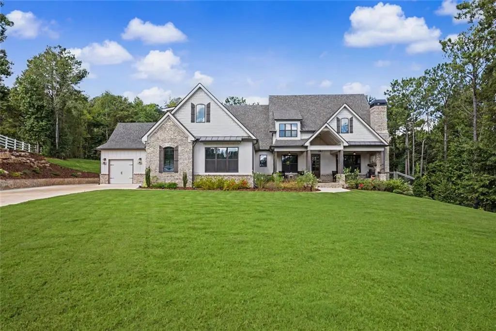 220 Preakness Way, Forsyth