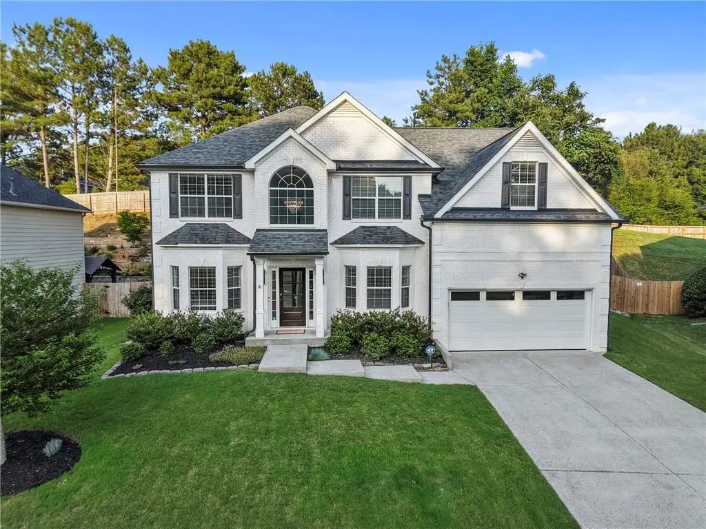 137 Farm Valley Drive, Canton