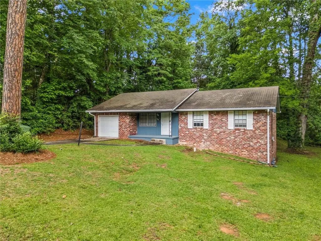3677 Largo Lane Sw, Atlanta