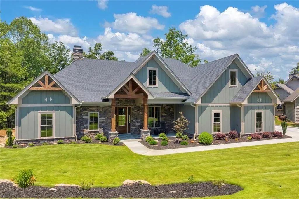 410 Edgewater Trail, Toccoa