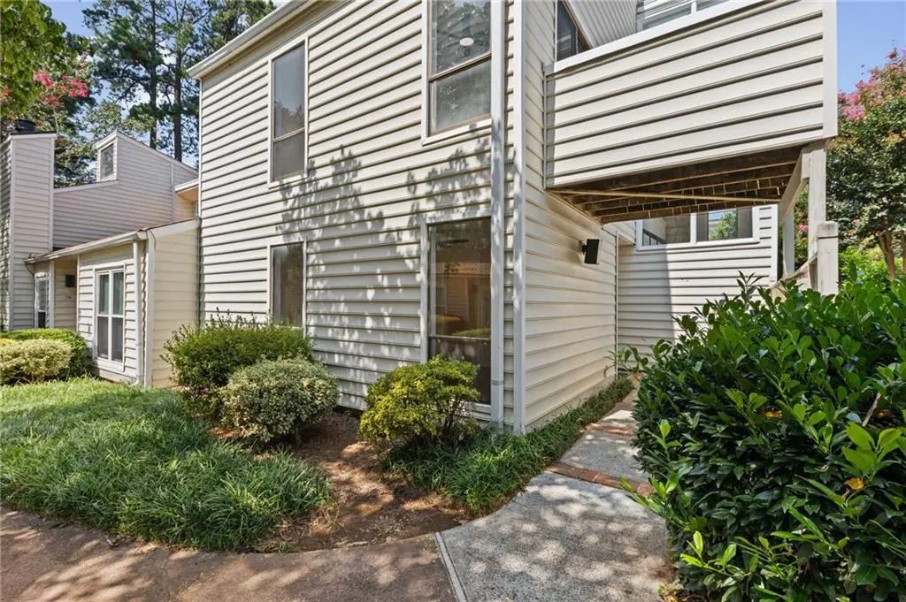 708 Serramonte Drive, Marietta