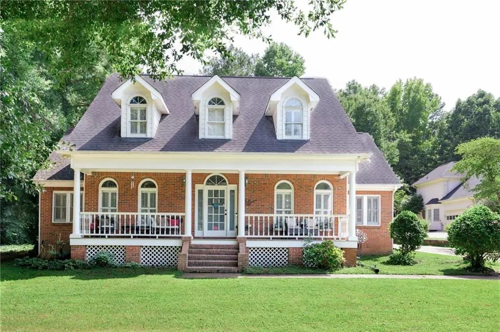 2075 Whispering Pines Lane, Mcdonough