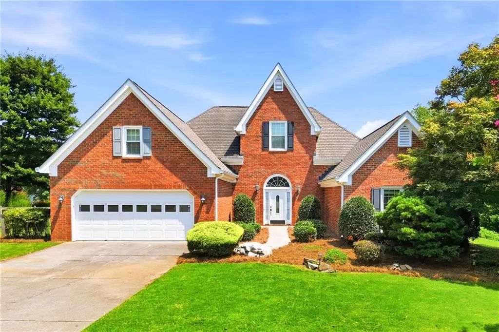 1115 Burlington Court, Suwanee