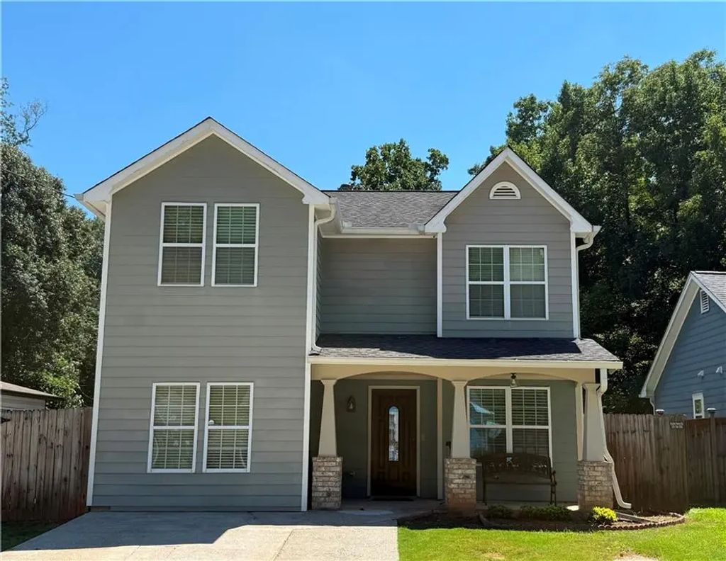 2831 Pebblebrook Court, Buford