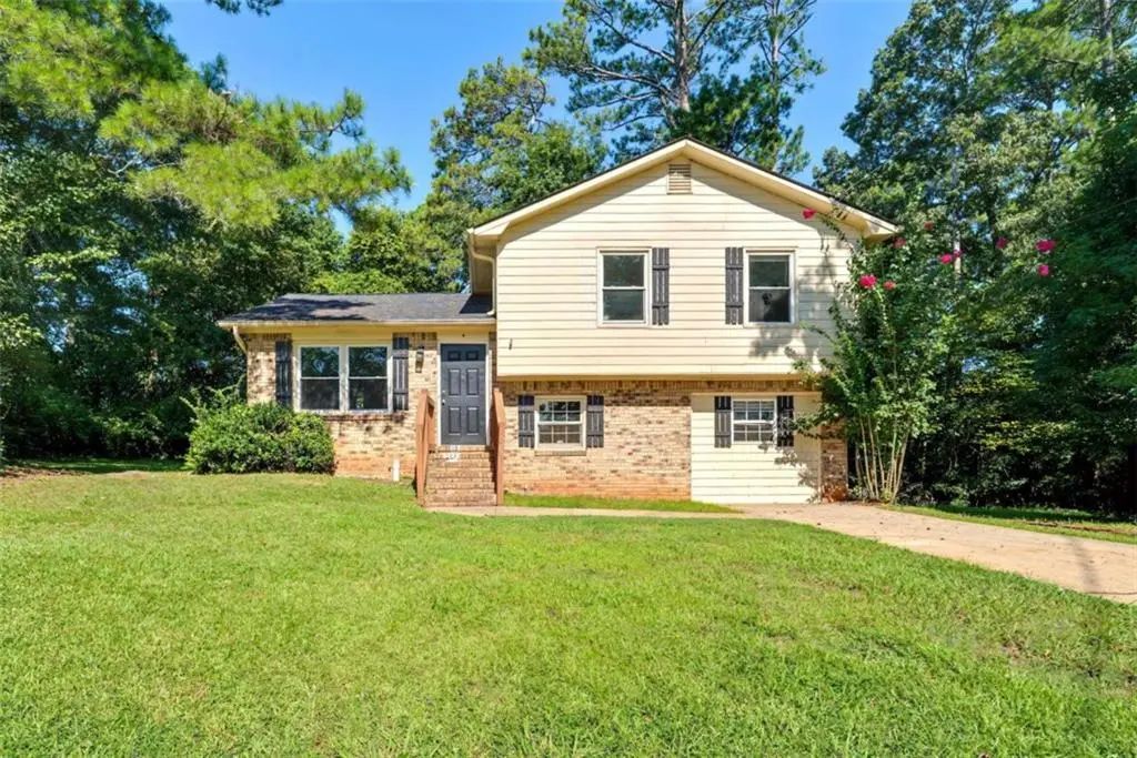 576 Dove Tail Court, Conyers