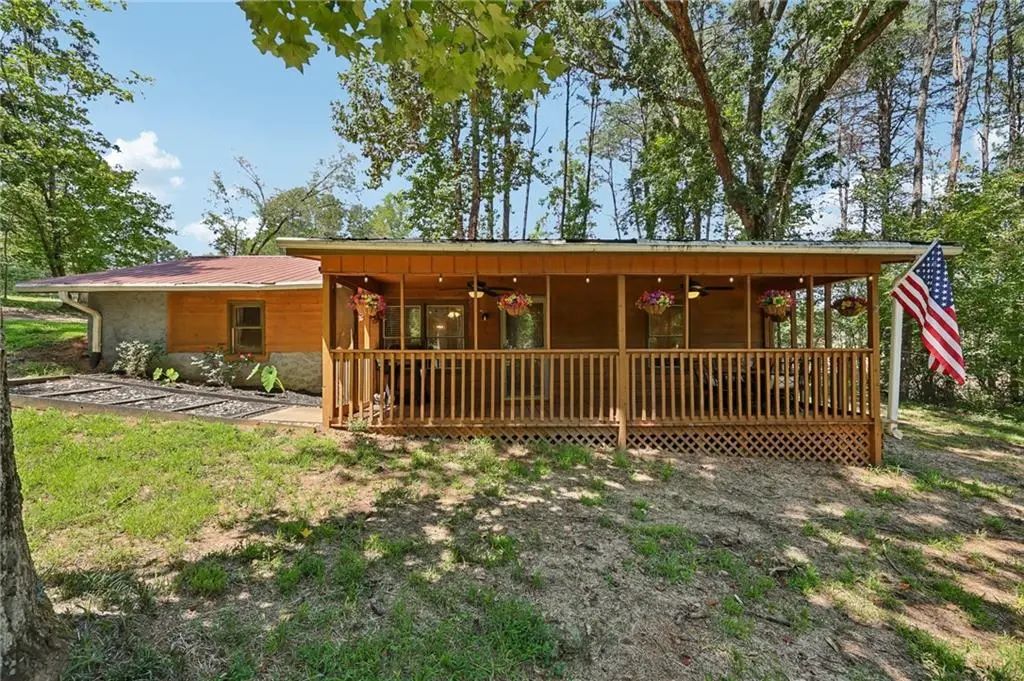 1398 Elliott Family Parkway, Dawsonville