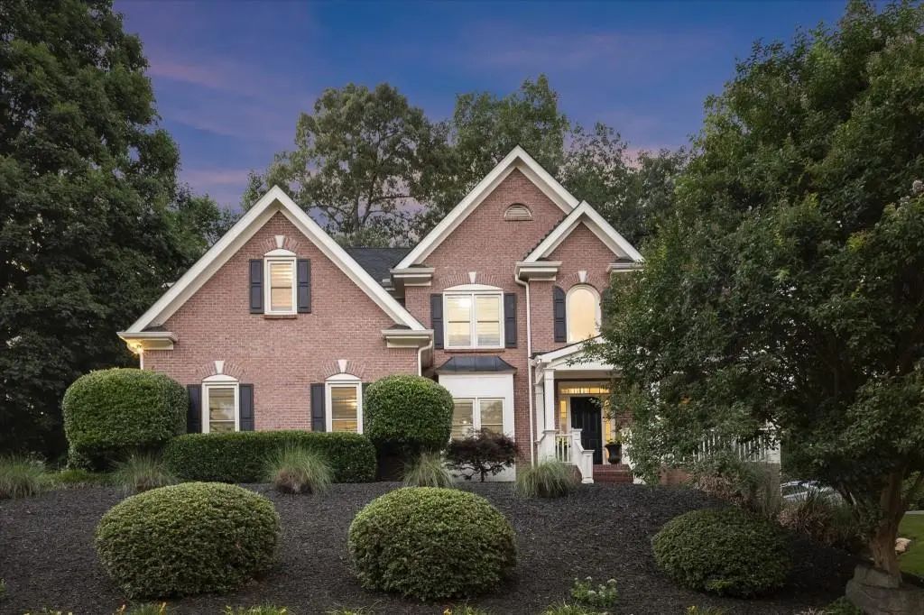 1215 Lake Washington Circle, Lawrenceville