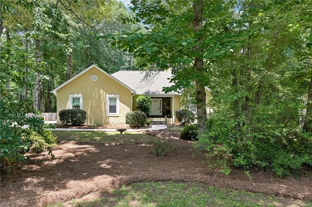 33 Bridgewater Drive, Newnan