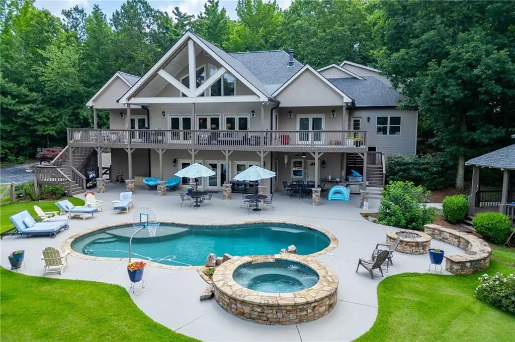 5211 Frazer Road, Buford