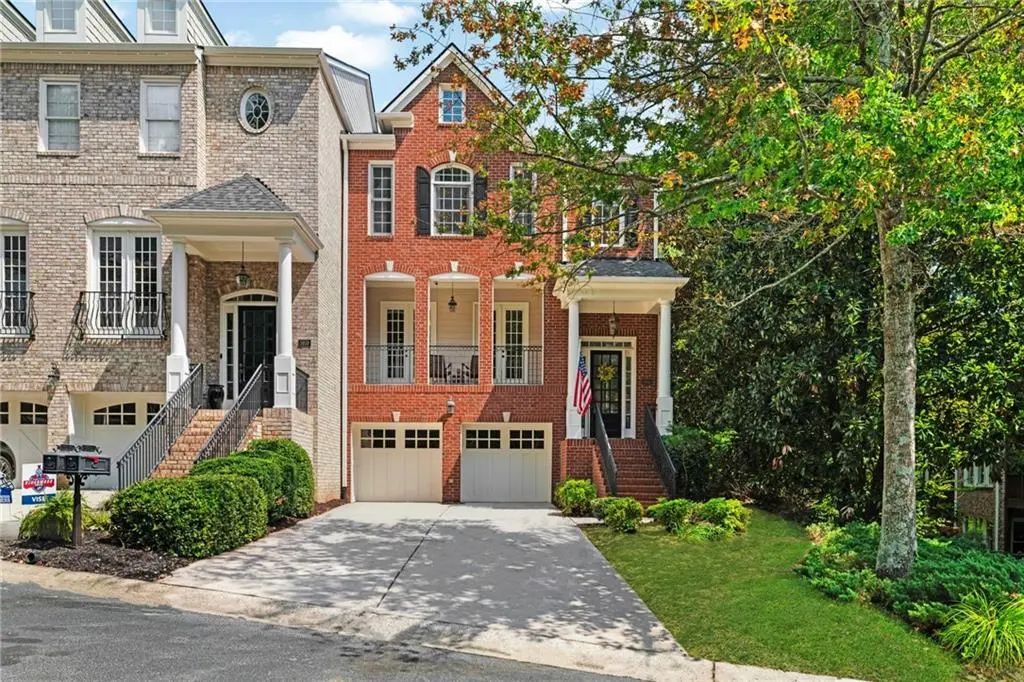 5935 Reddington Way, Sandy Springs