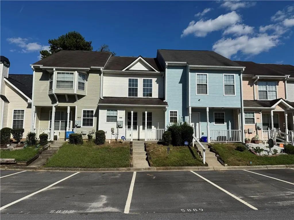 5889 Trent Walk Drive, Lithonia