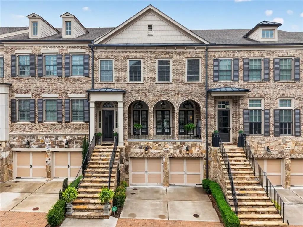 5042 Merton Lane Ne, Marietta
