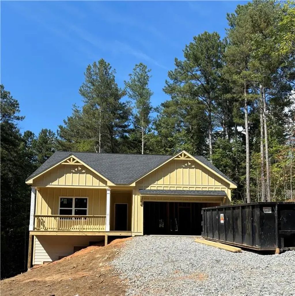 250 West Woods Drive, Dahlonega