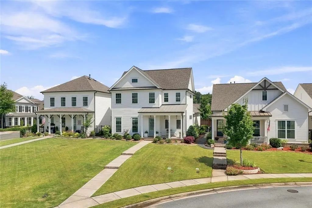 520 Homestead Park Place, Canton