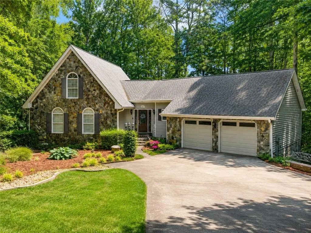 3078 Chapel Hill Road, Douglasville