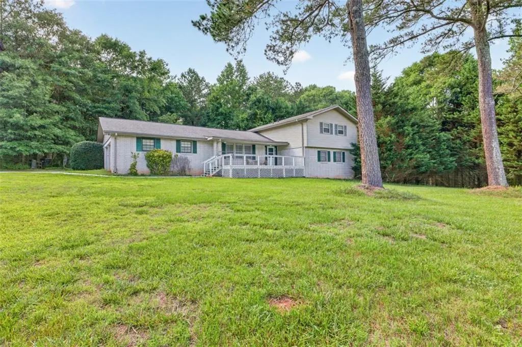 1981 Lee Peters Road, Loganville