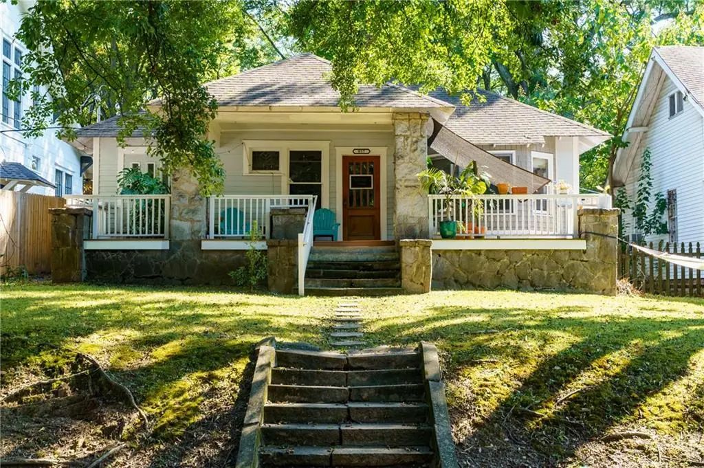 957 Saint Charles Avenue Ne, Atlanta