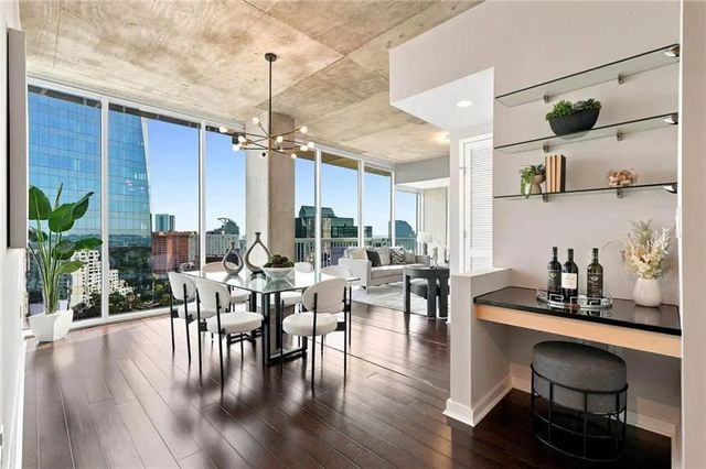 Unit 1911 - 3324 Peachtree Road Ne, Atlanta