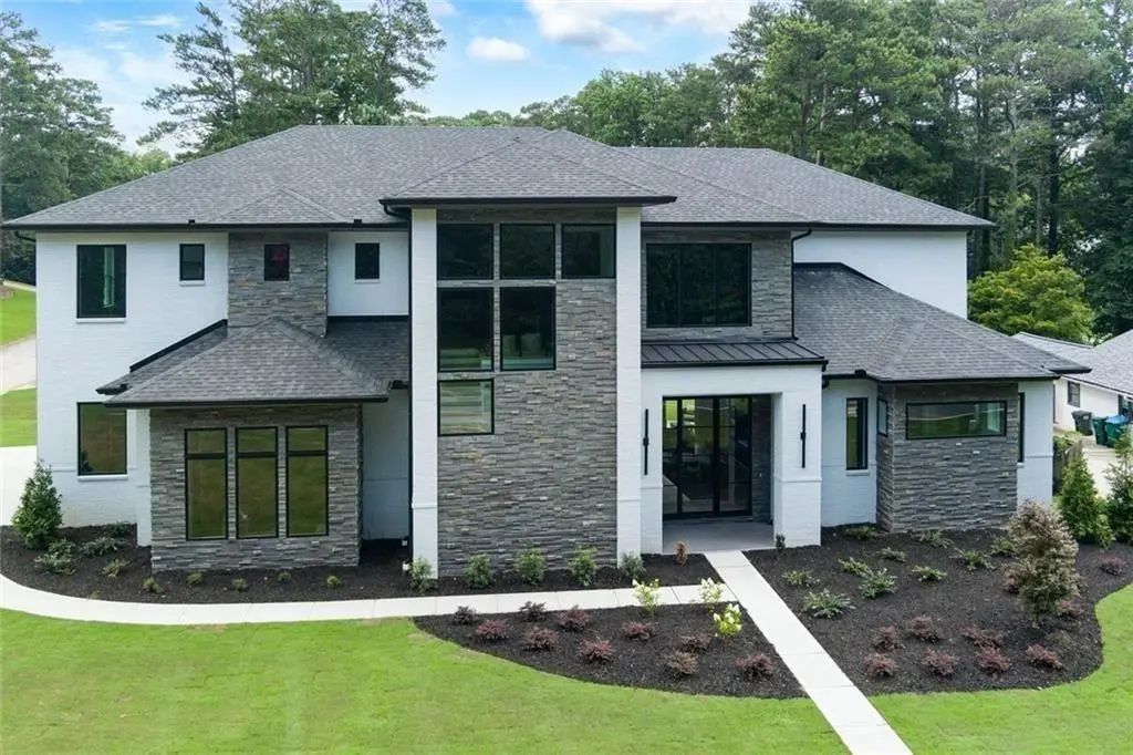 3467 Clubland Drive, Marietta