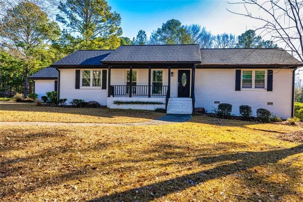 3625 Pointer Road, Loganville