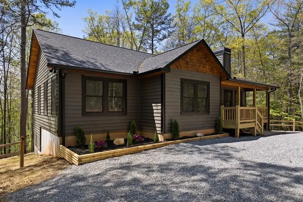 150 Williams Branch Drive, Morganton