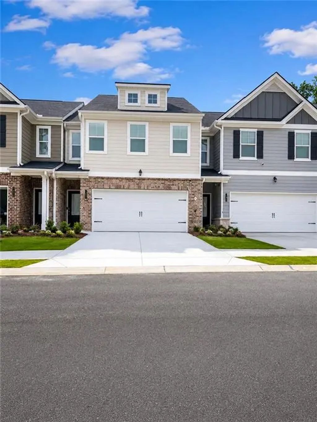 6420 Towhee Way, Morrow
