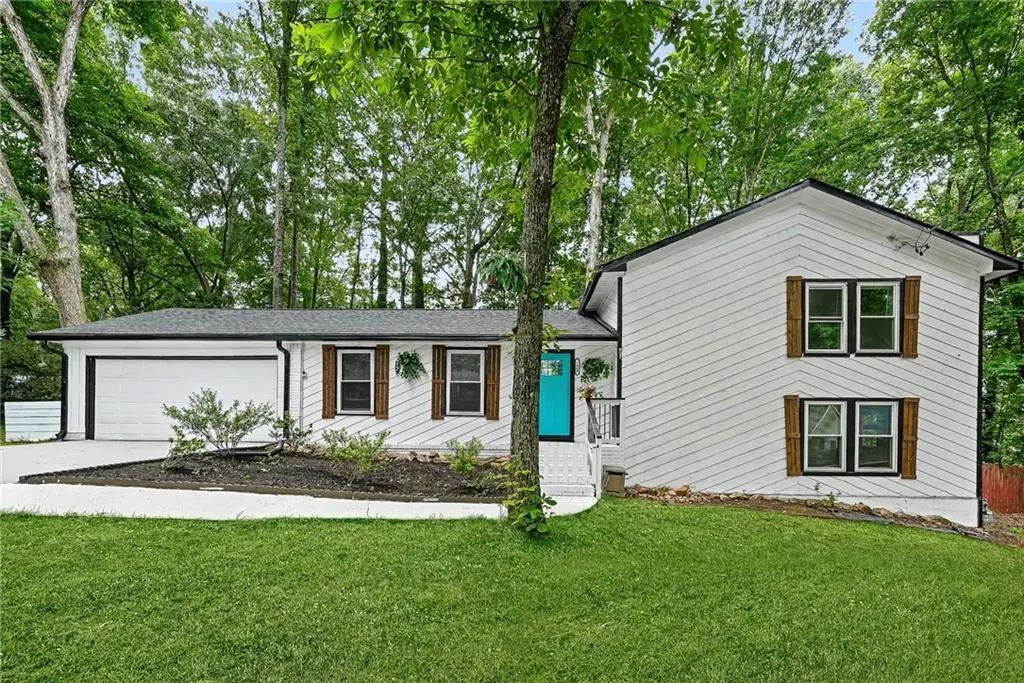 1469 W Rock Court, Stone Mountain