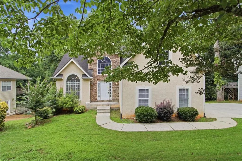 100 Overlook Heights Way, Stockbridge