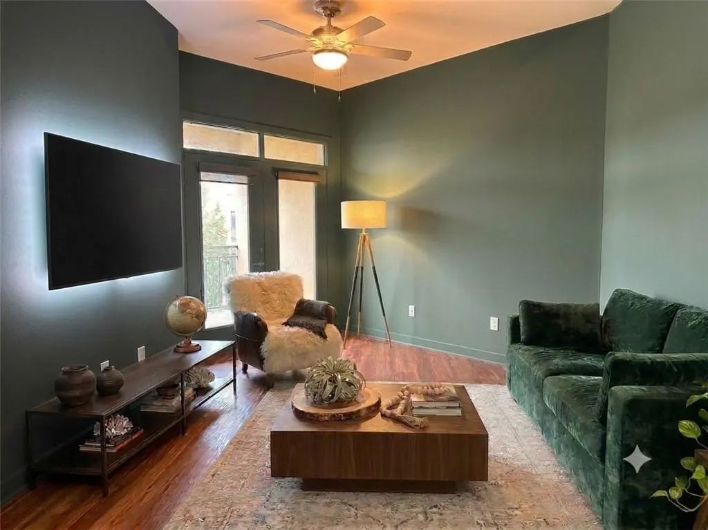 Unit 6056 - 390 17th Street Nw, Atlanta