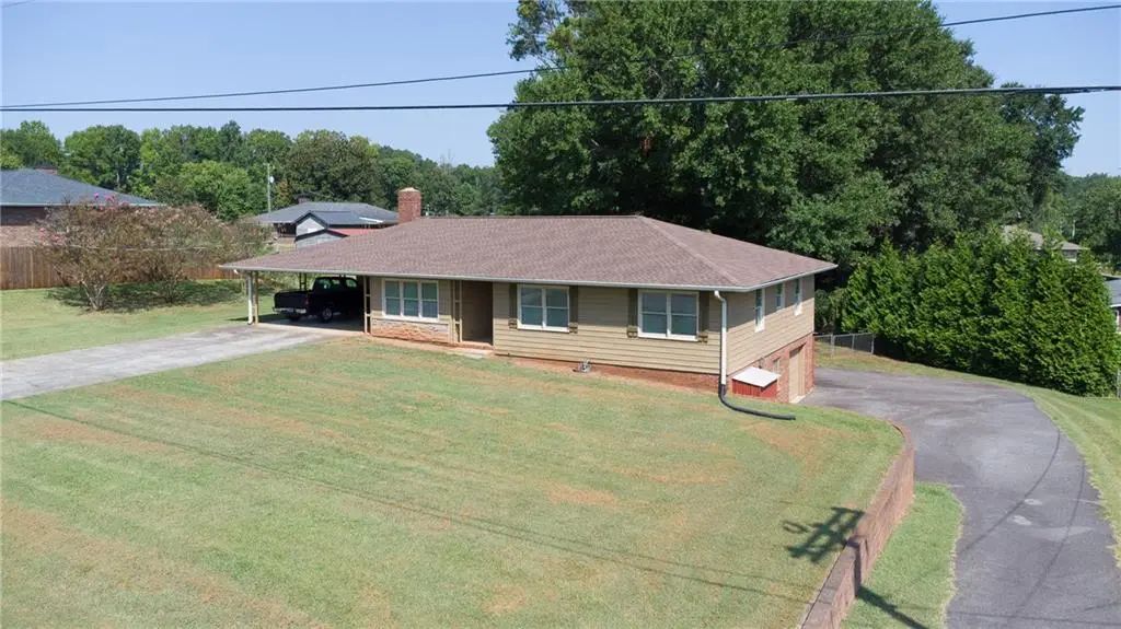120 Windy Hill Drive, Alpharetta