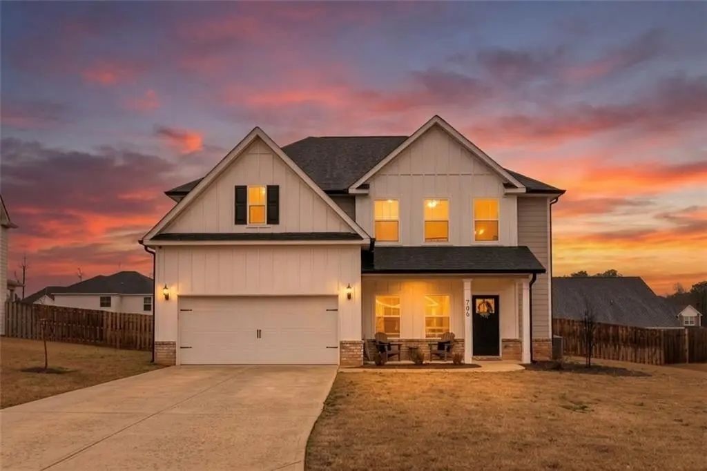 706 Lindsey Brooke Trace, Bonaire