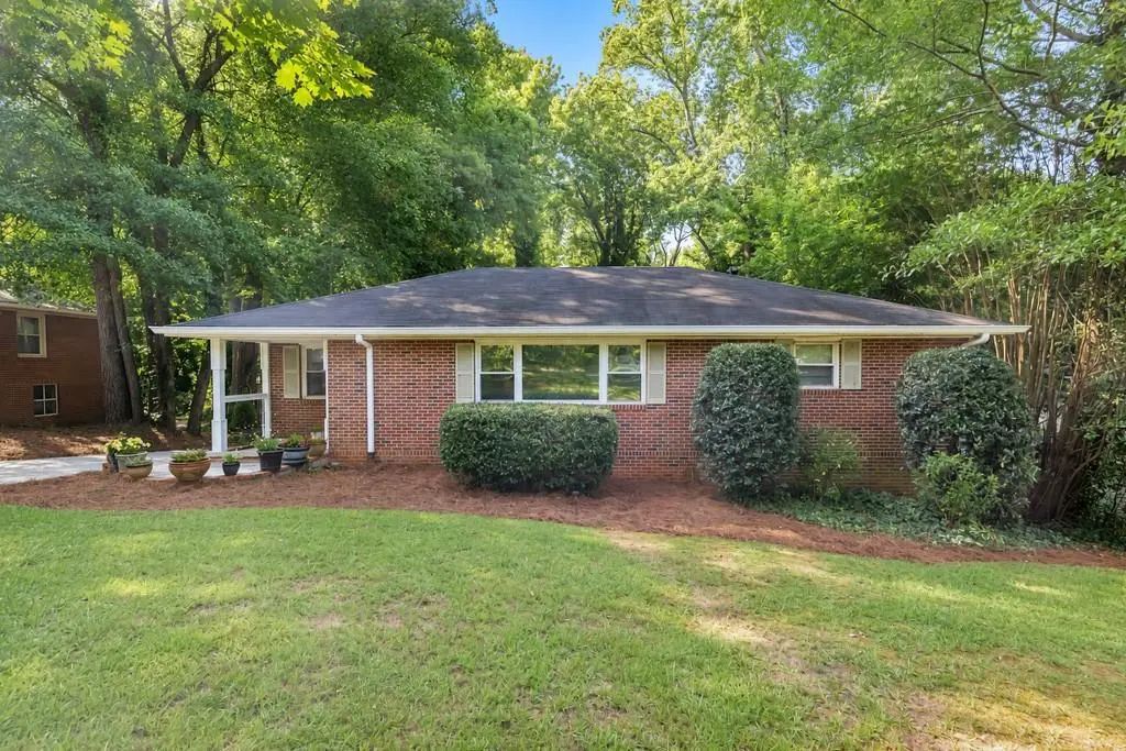 798 Pinehill Drive Se, Smyrna