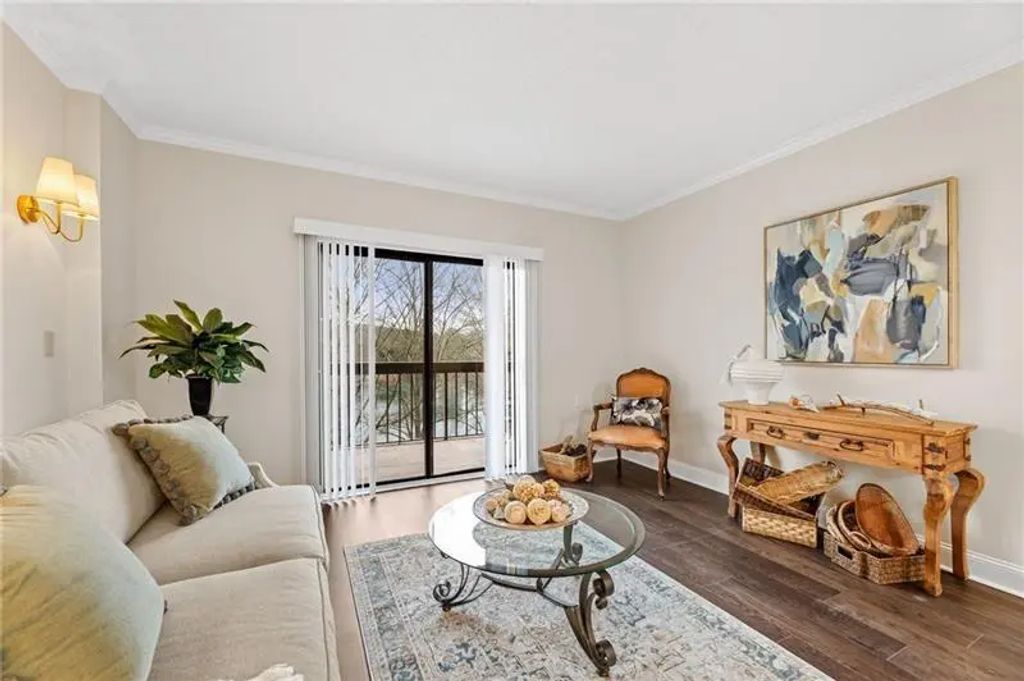 1800 Clairmont Lake #426, Decatur