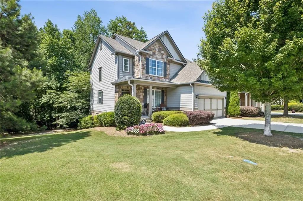6904 Big Sky Drive, Flowery Branch