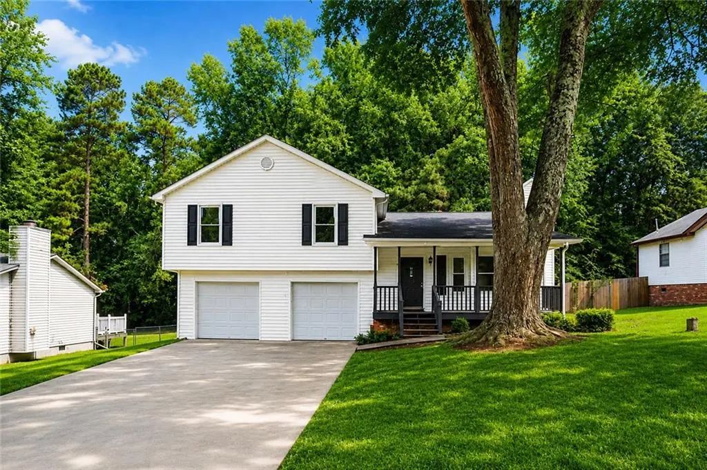 1731 Rose Garden Lane, Loganville