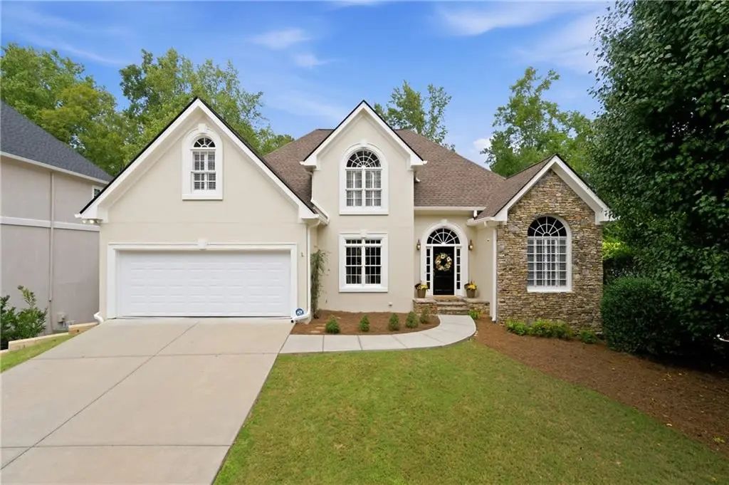 4880 Haydens Walk Drive, Johns Creek