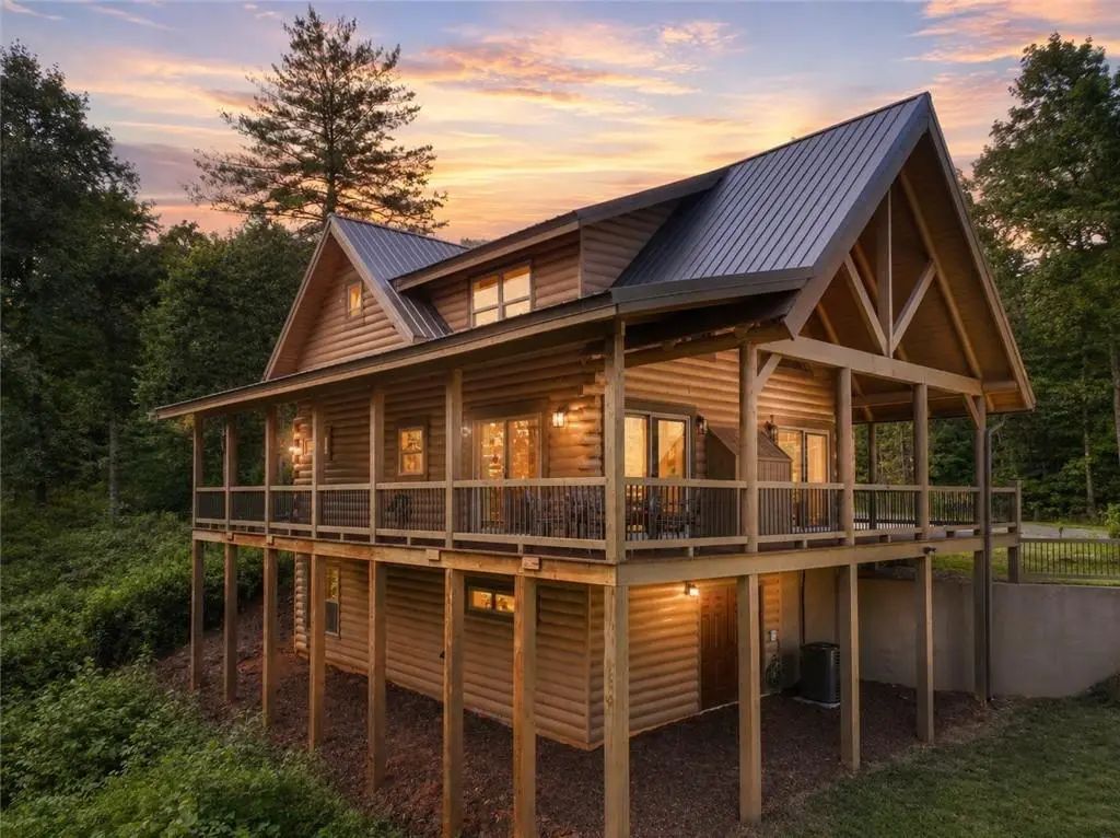 196 N Jakes Landing Way, Ellijay