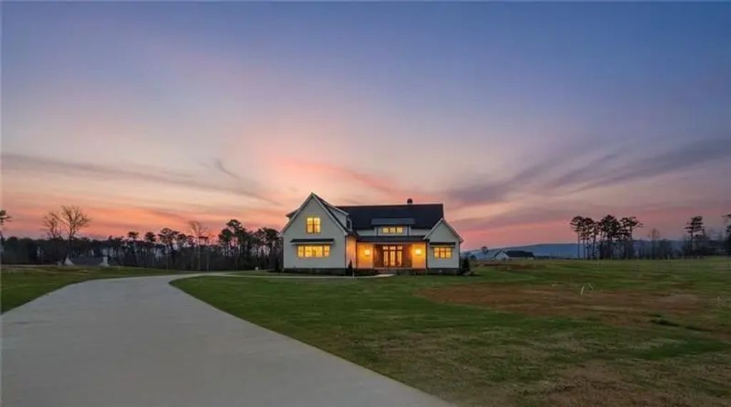151 Palisade Drive, Rydal