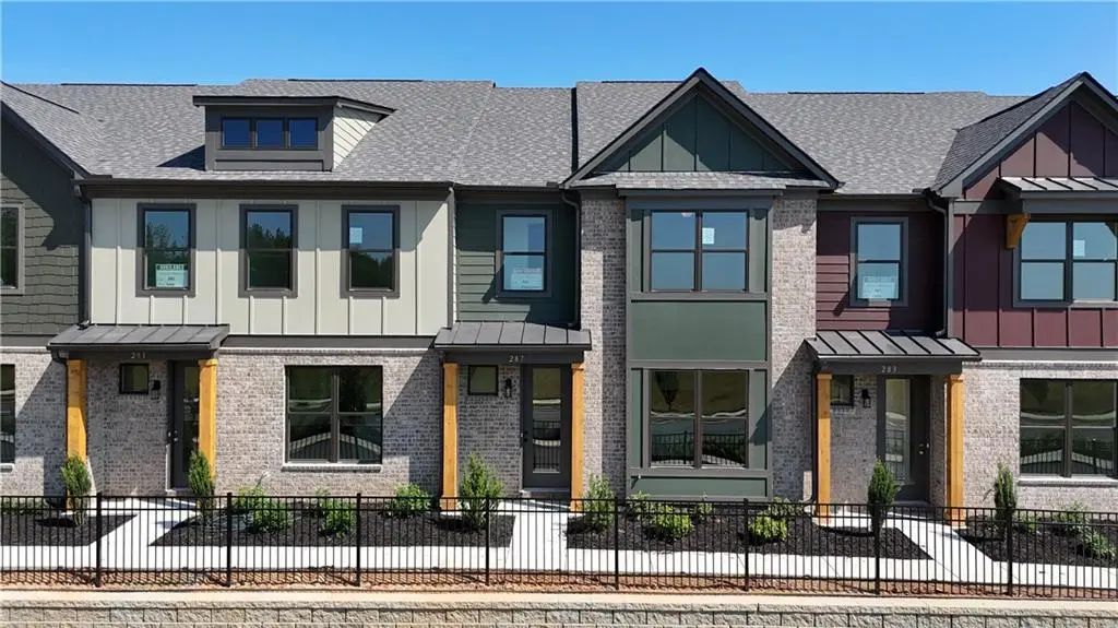 Unit 881 - 283 Barracks Way, Hoschton