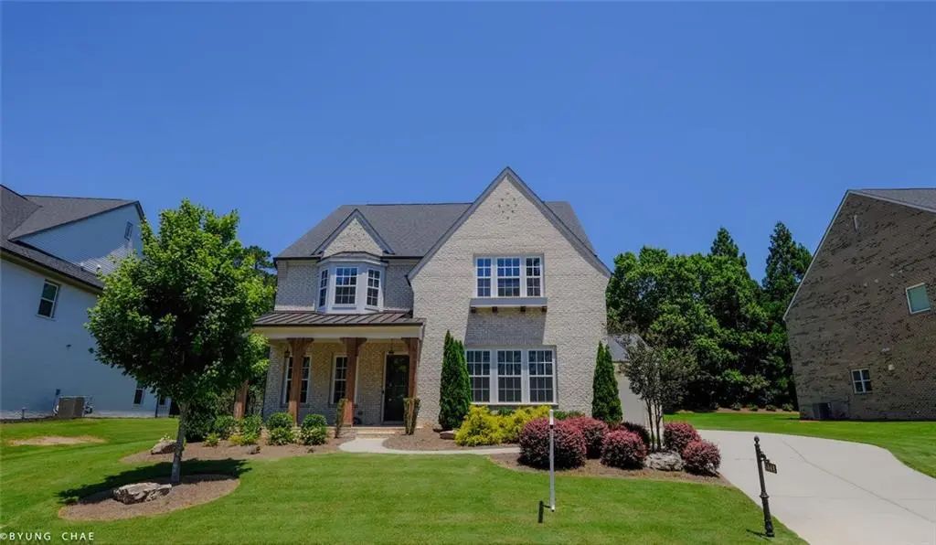 5048 Dinant Drive, Johns Creek
