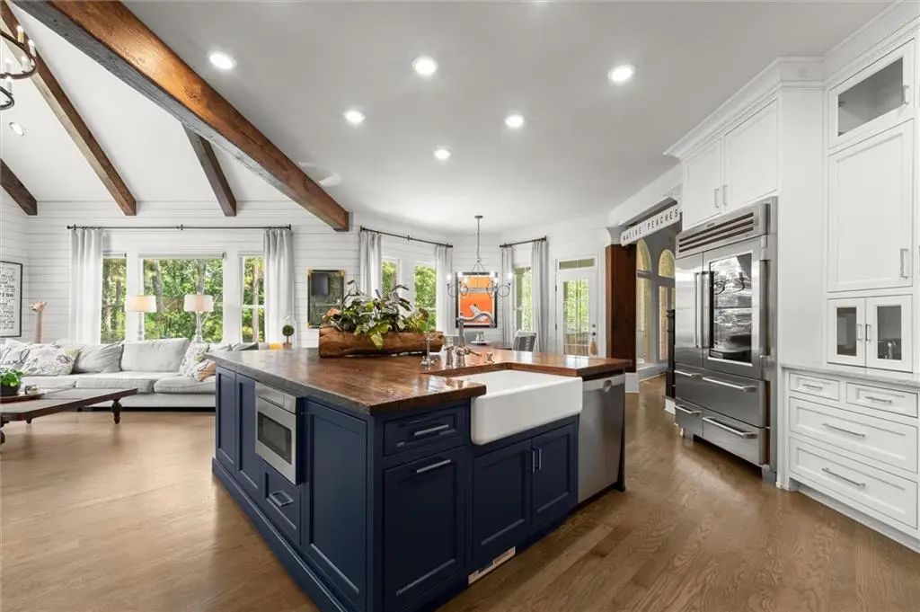 6370 Haddington Lane, Suwanee