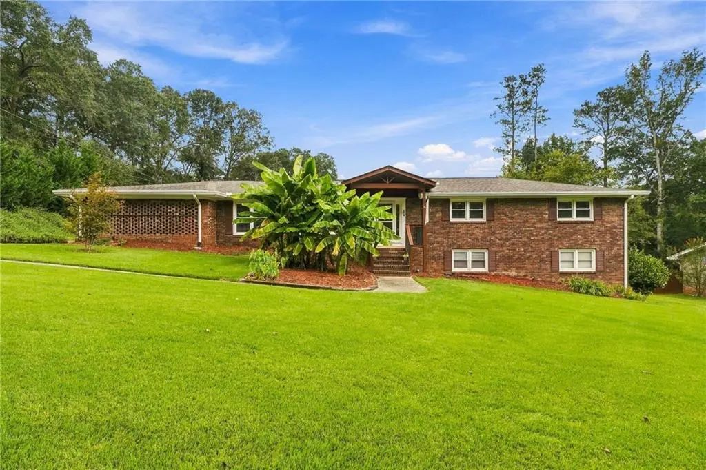 2156 Windsor Drive, Lithia Springs